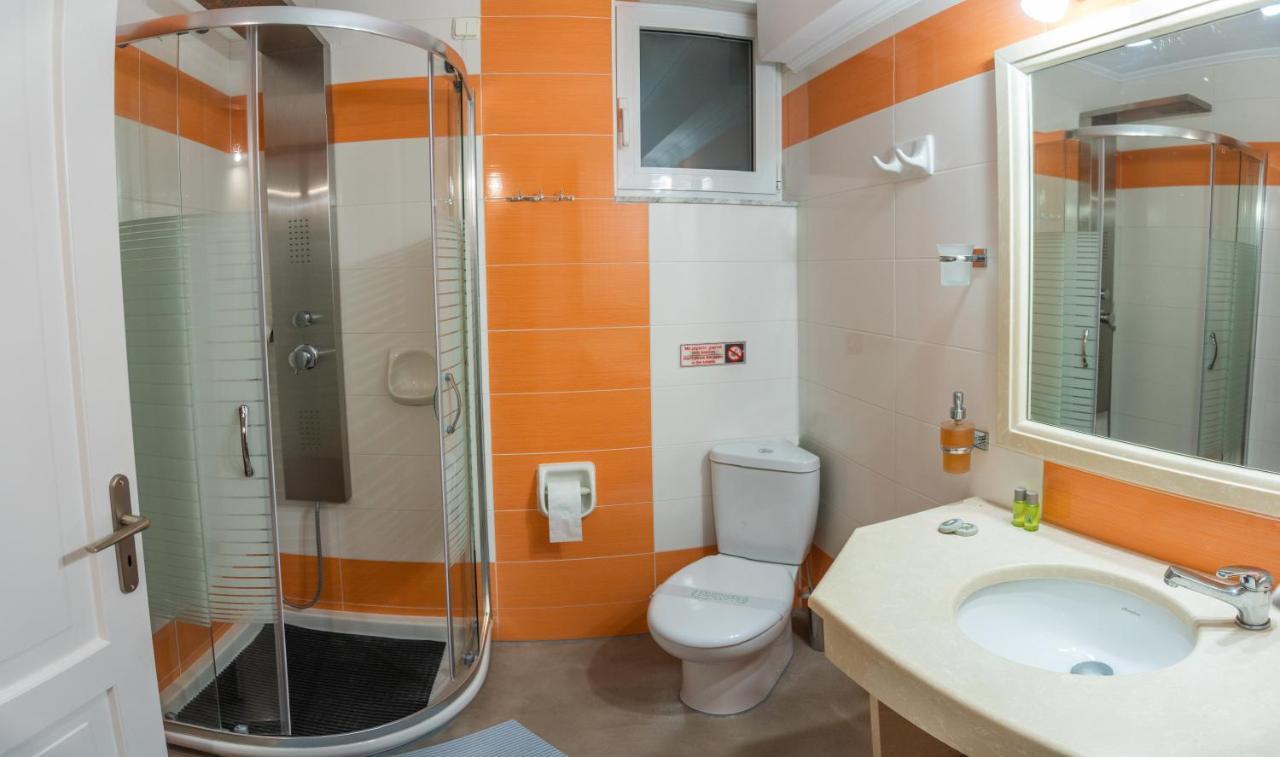 Aklidi Hotel Mytilene Exterior photo